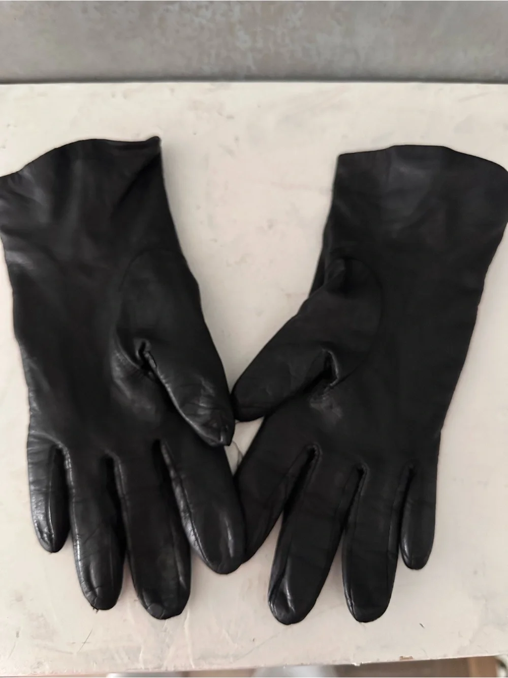 VINTAGE BLACK LEATHER GLOVES WITH BOW M